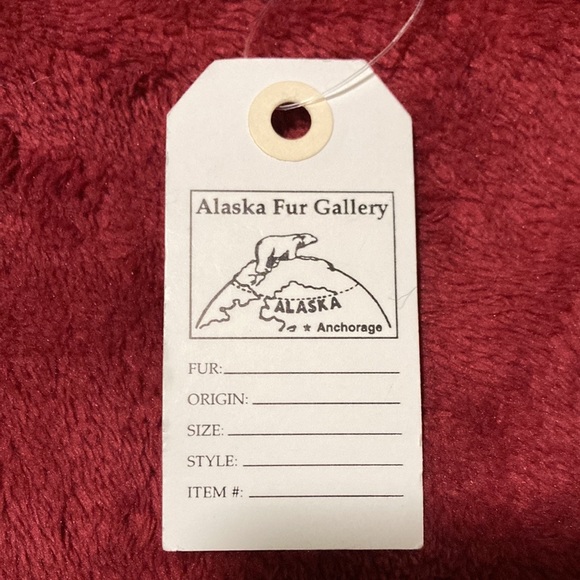 NEW! Fur keychain - Picture 3 of 3